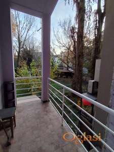 **SALONAC NA TOP LOKACIJI**